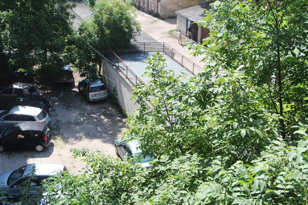 Verona Apartman Szeged Buitenkant foto