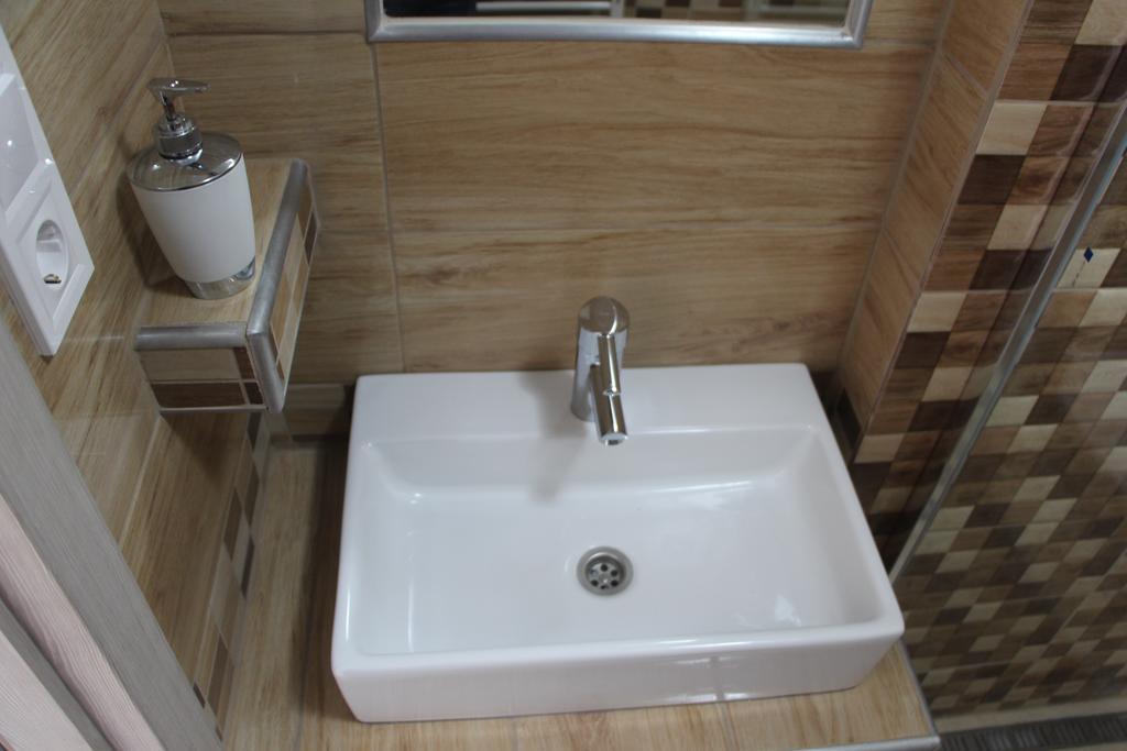 Verona Apartman Szeged Buitenkant foto