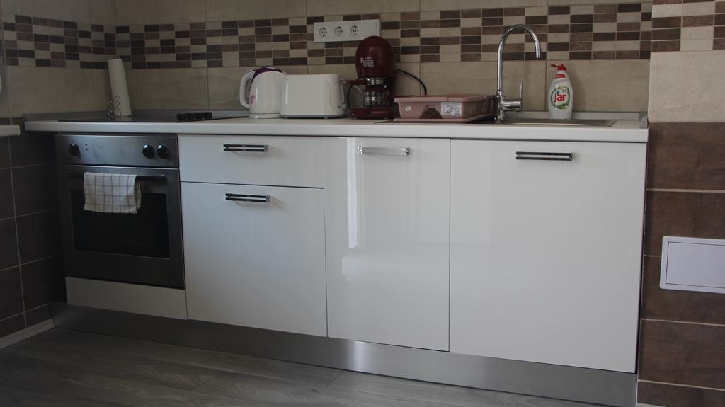 Verona Apartman Szeged Buitenkant foto