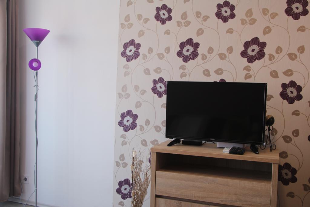 Verona Apartman Szeged Buitenkant foto