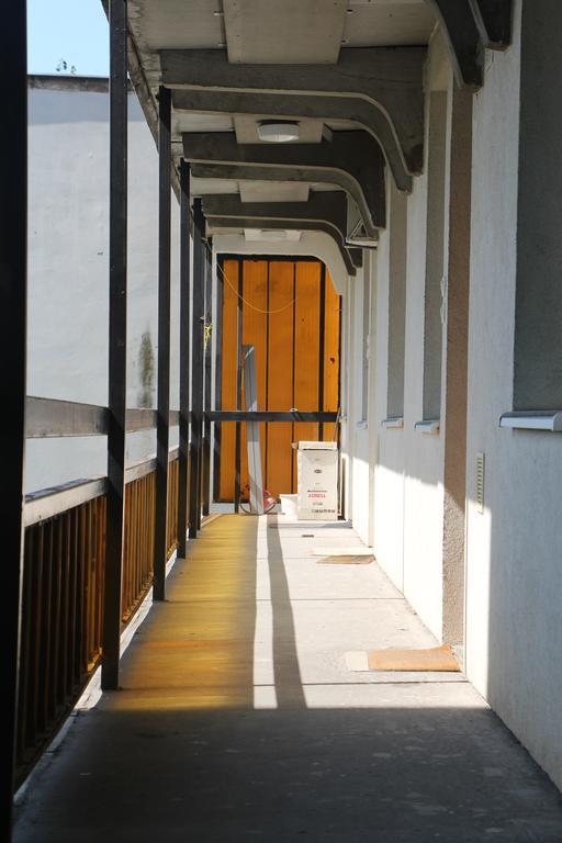 Verona Apartman Szeged Buitenkant foto